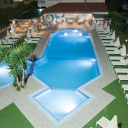 Blue Sky Aparthotel Aγία Μαρίνα Εξωτερικό φωτογραφία