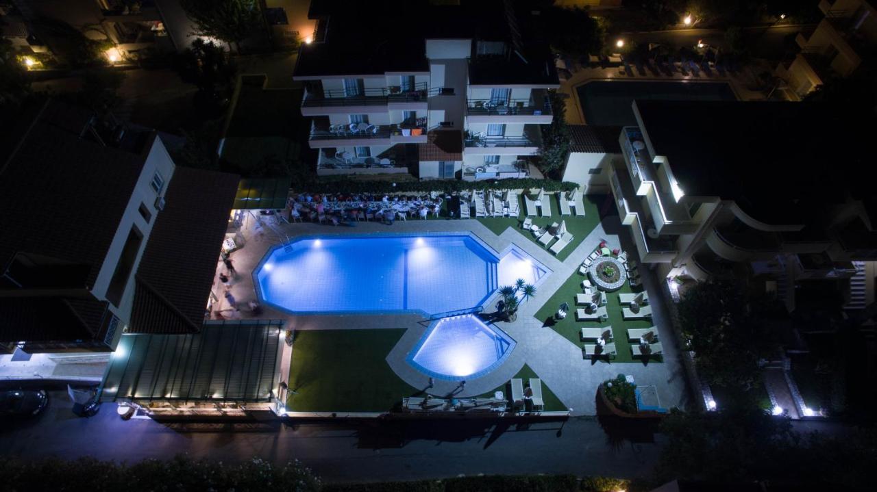 Blue Sky Aparthotel Aγία Μαρίνα Εξωτερικό φωτογραφία