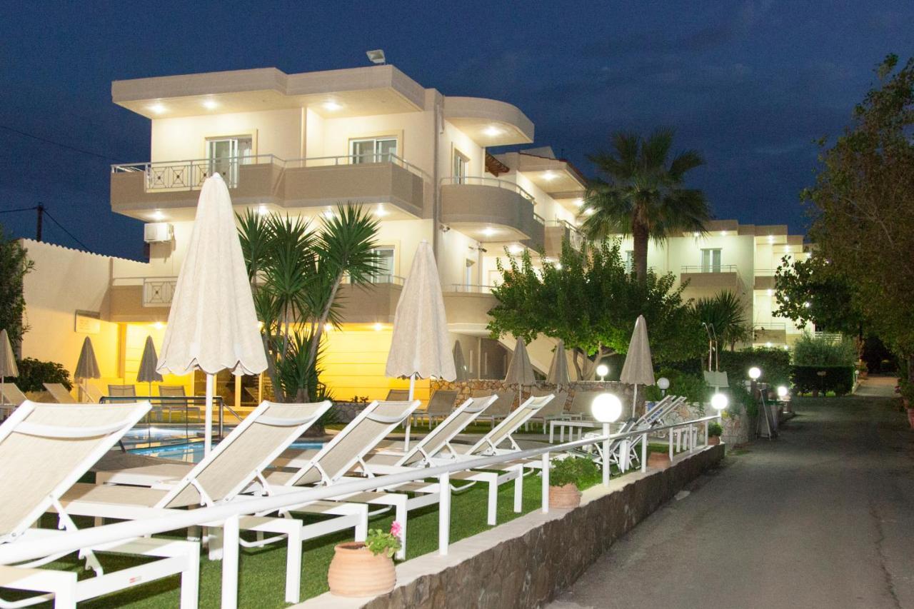 Blue Sky Aparthotel Aγία Μαρίνα Εξωτερικό φωτογραφία