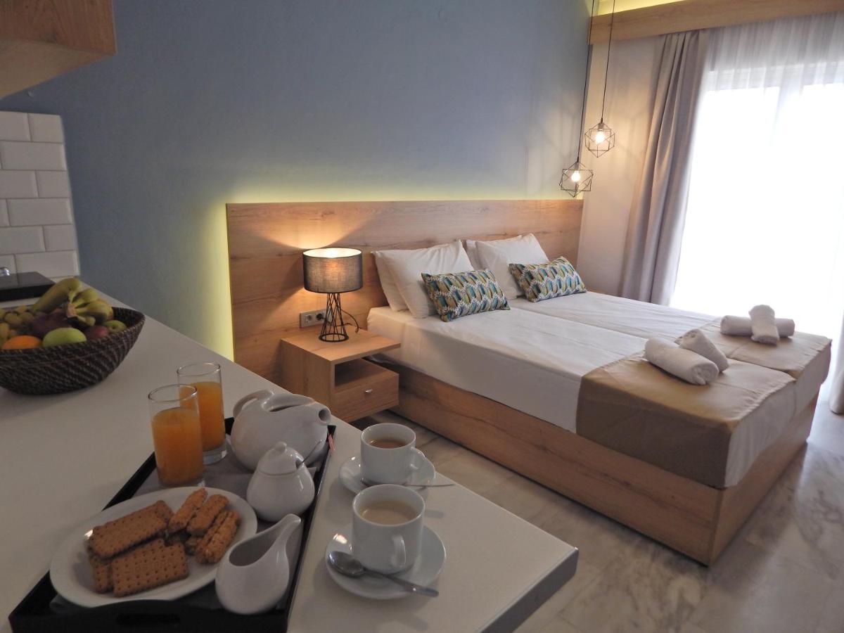Blue Sky Aparthotel Aγία Μαρίνα Εξωτερικό φωτογραφία