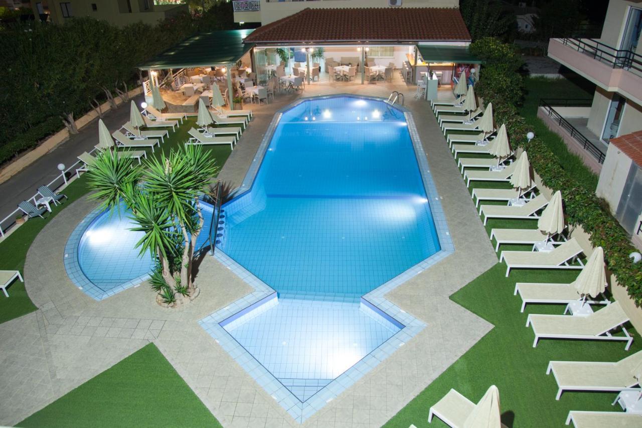 Blue Sky Aparthotel Aγία Μαρίνα Εξωτερικό φωτογραφία