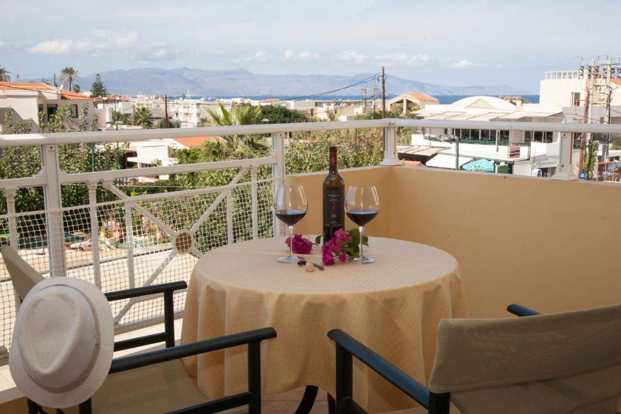 Blue Sky Aparthotel Aγία Μαρίνα Εξωτερικό φωτογραφία
