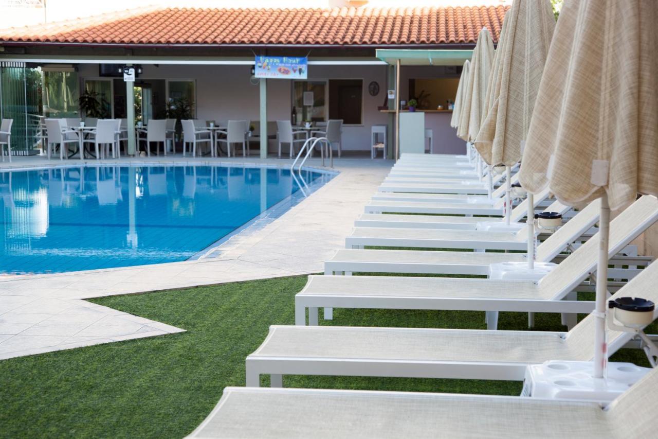 Blue Sky Aparthotel Aγία Μαρίνα Εξωτερικό φωτογραφία